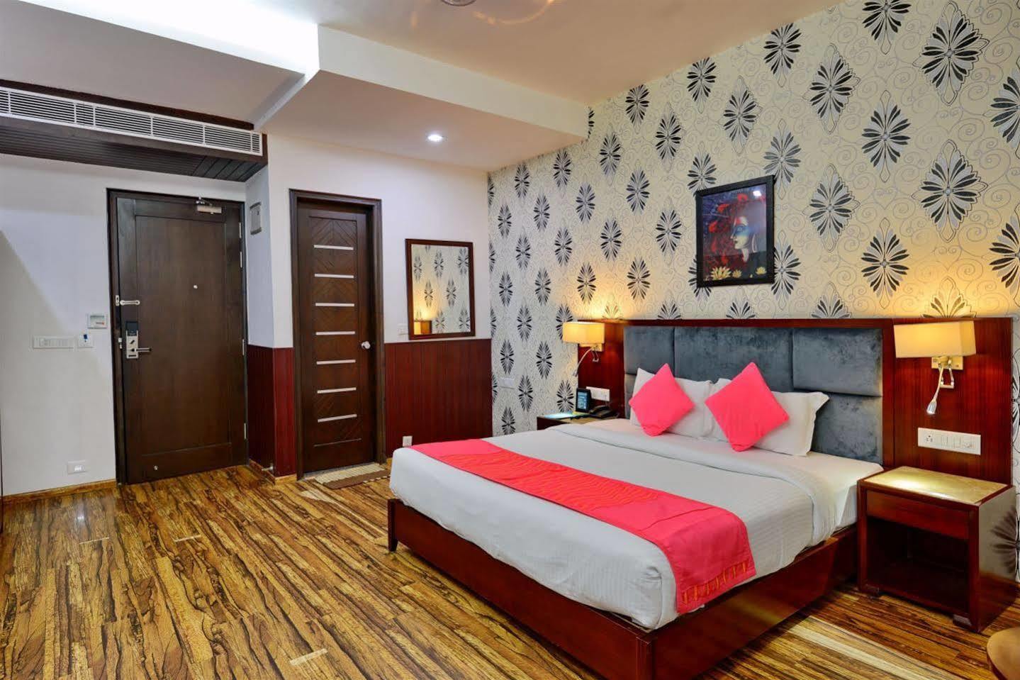 Hotel Prem Plaza Karnal Exterior photo